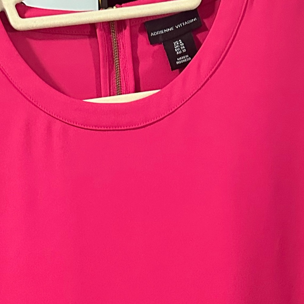 Adrianne Vitadini size 6 pink dress in excellent condition.